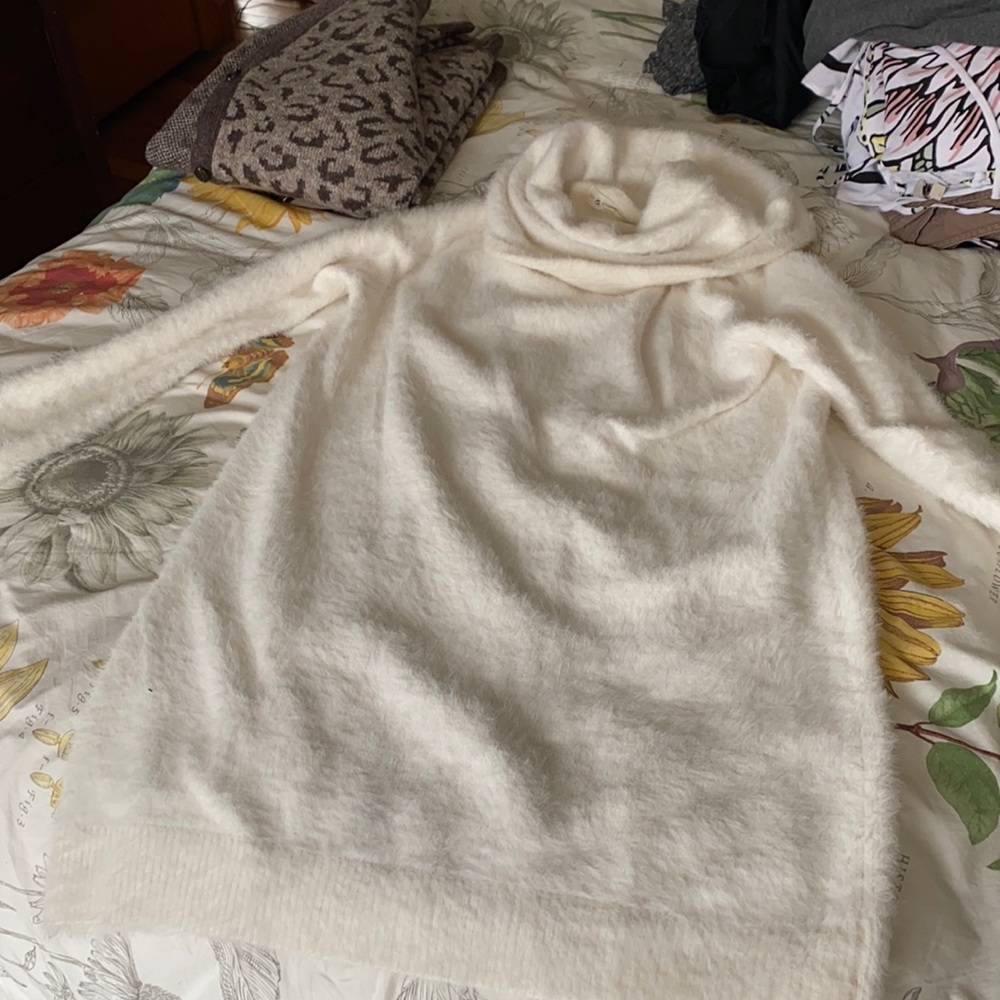 NWOT Lou & Grey cowl neck sweater dress white